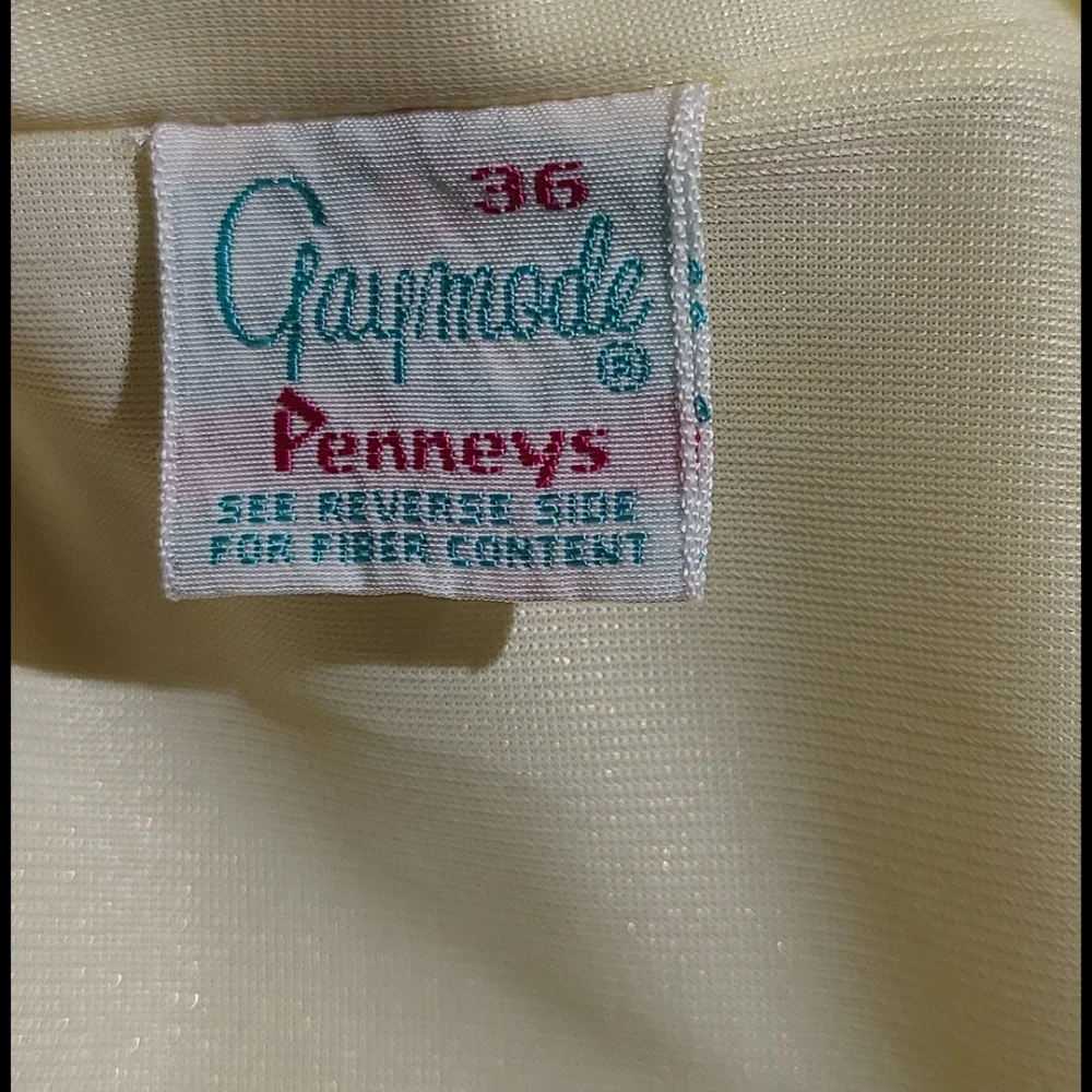 VTG Gaymode Penneys pj top and robe.  Funny Name